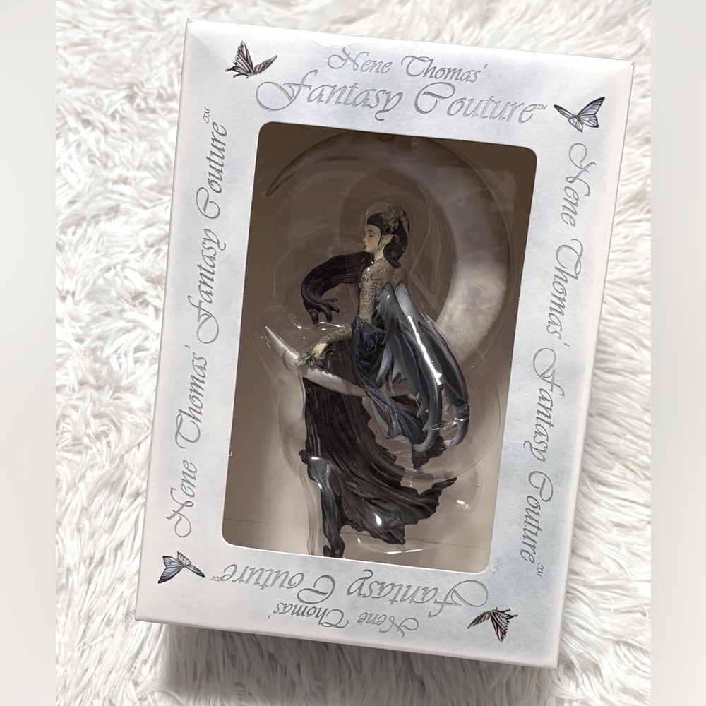 Nene Thomas FANTASY COUTURE Ornament "Solace" Mystical Being Creature Figurine